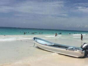 Playa Paraiso visita las playas de tulum guia de tulum mexico 300x225