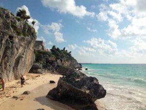 Ruinas de Tulum riviera maya guia de tulum 300x225