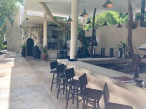 cafe amaro 1 300x225