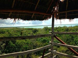 piramides de muyil en la riviera maya guia de tulum 300x225